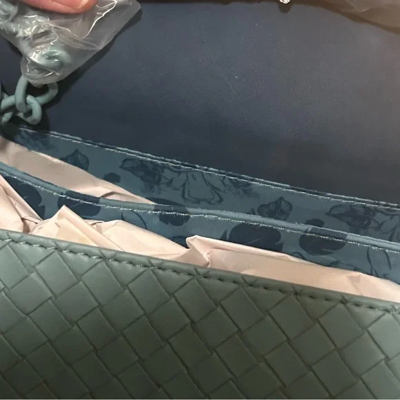 LoungeFly stitch crossbody - Picture 3 of 5